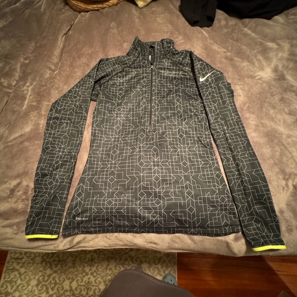 Nike Pro top women’s long sleeve half zip - Picture 7 of 7